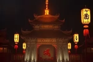 灾难剧集《断层线》地表裂缝航拍封面